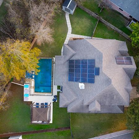 Stunning Family Home With Pool & Hot Tub - Sleeps 17 Pflugerville Esterno foto